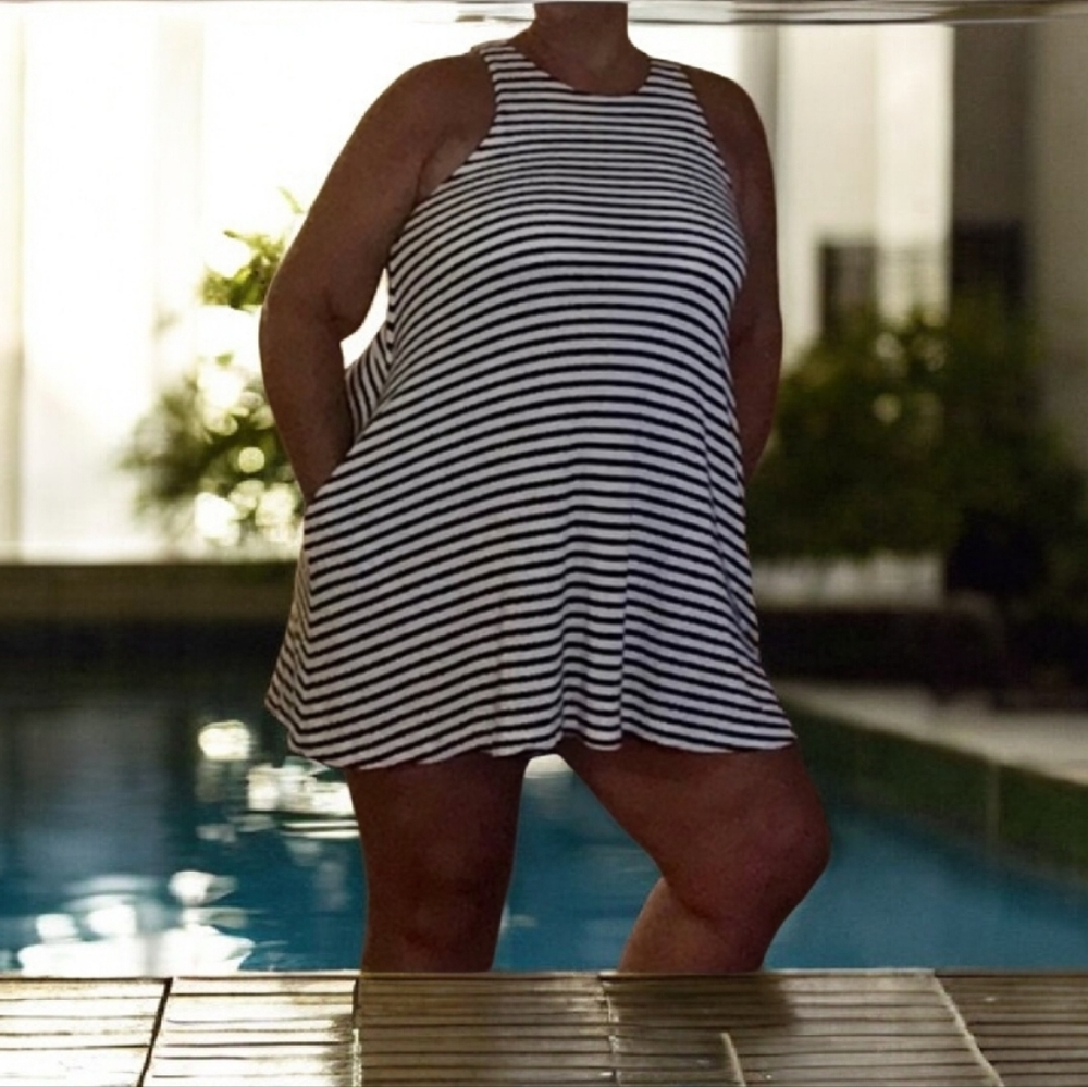 Basic beach cover or summer dress black & white S stripped comfortable 🌻